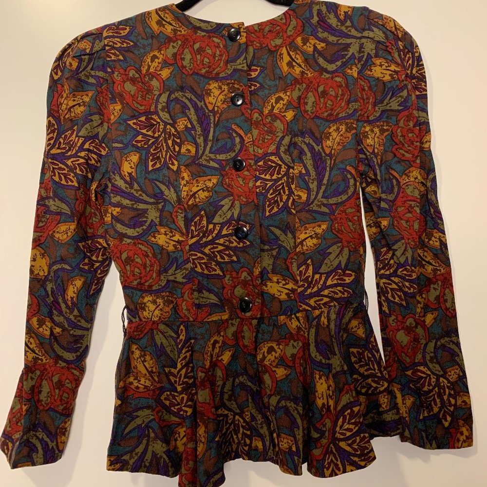 Vintage Fit and flare floral blouse